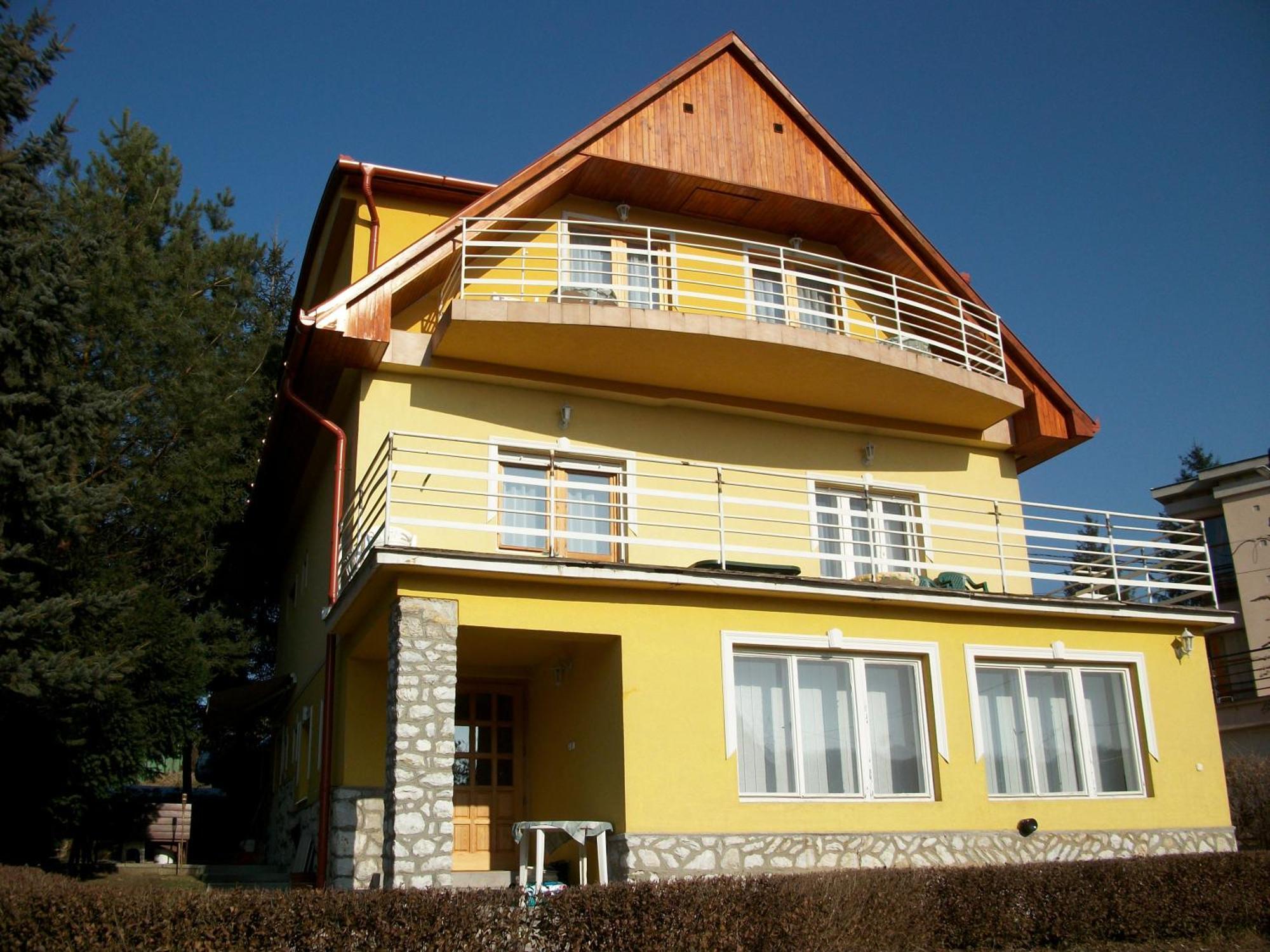 Szamoca Vendeghaz Hotel Miskolc Exterior photo